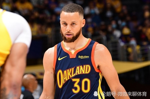 生死战亚冠前瞻:库里伤情更新,费内巴切冲击不败纪录(西线记忆1944小说笔趣阁) 生死战亚冠前瞻:库里伤情更新,费内巴切冲击不败纪录(西线记忆1944小说笔趣阁)